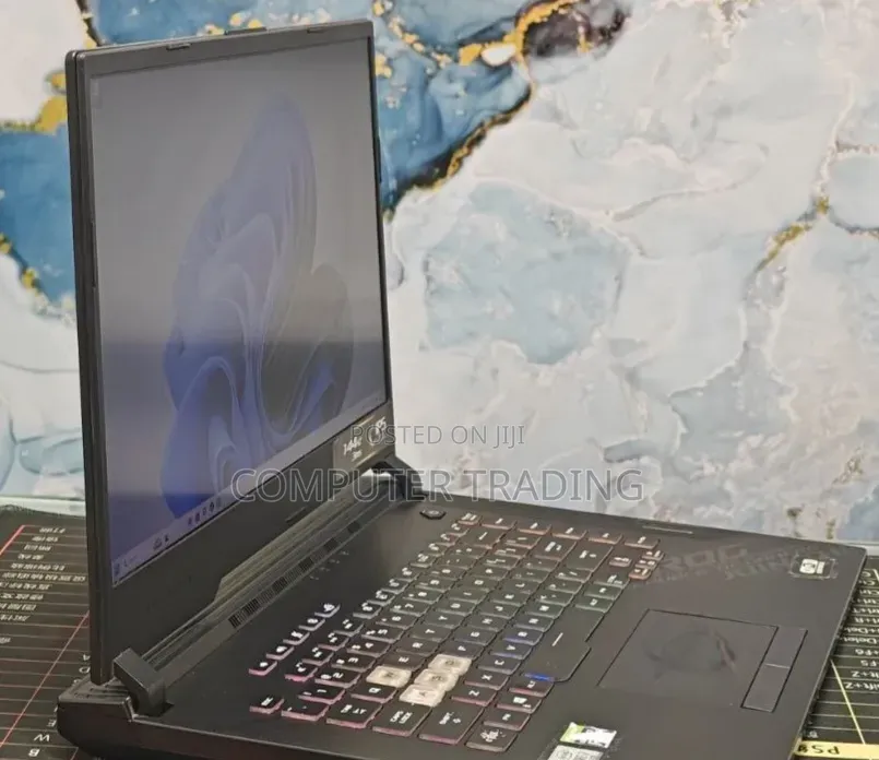 New Laptop Asus ROG Strix G15 16GB Intel Core i7 SSD 512GB