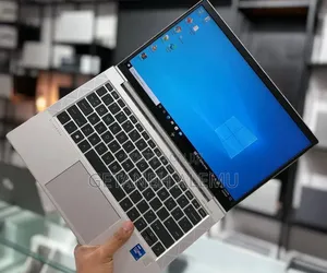 New Laptop HP EliteBook 830 G8 16GB Intel Core i7 SSD 512GB