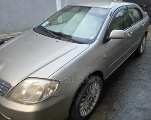 Toyota Corolla 2004 Gold