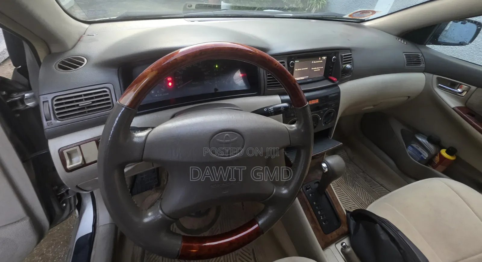 Toyota Corolla 2004 Gold