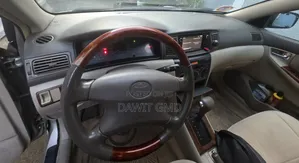 Toyota Corolla 2004 Gold