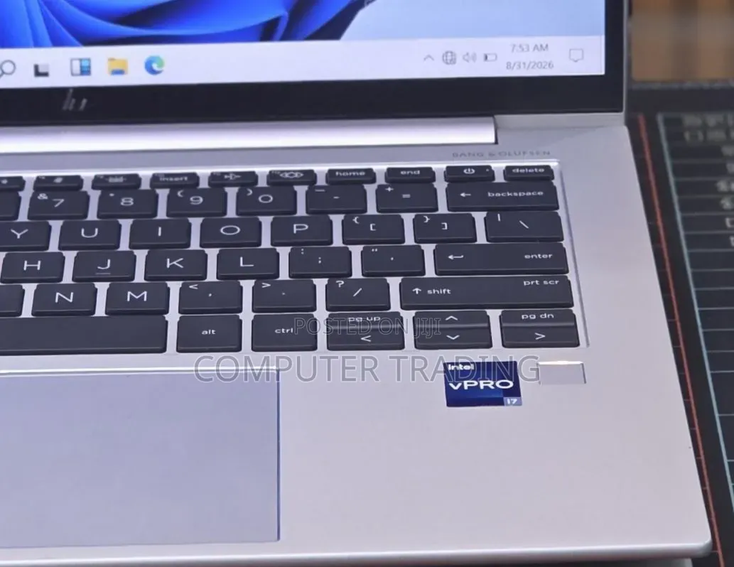 New Laptop HP EliteBook 840 10 16GB Intel Core i7 SSD 512GB