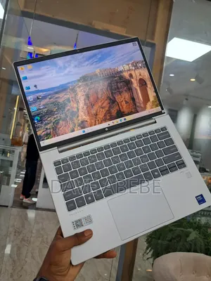 New Laptop HP ProBook 440 16GB Intel Core Ultra 7 SSD 512GB