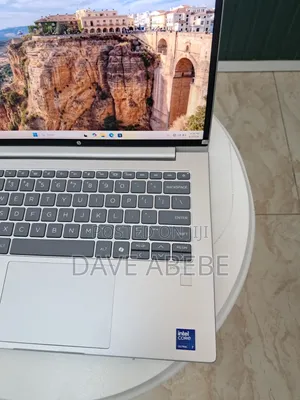 New Laptop HP ProBook 440 16GB Intel Core Ultra 7 SSD 512GB