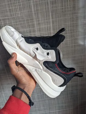 Men's Anta 44.5 Shoes