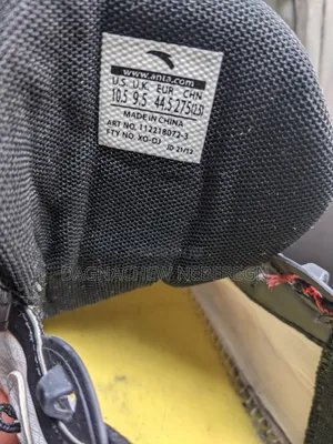 Men's Anta 44.5 Shoes