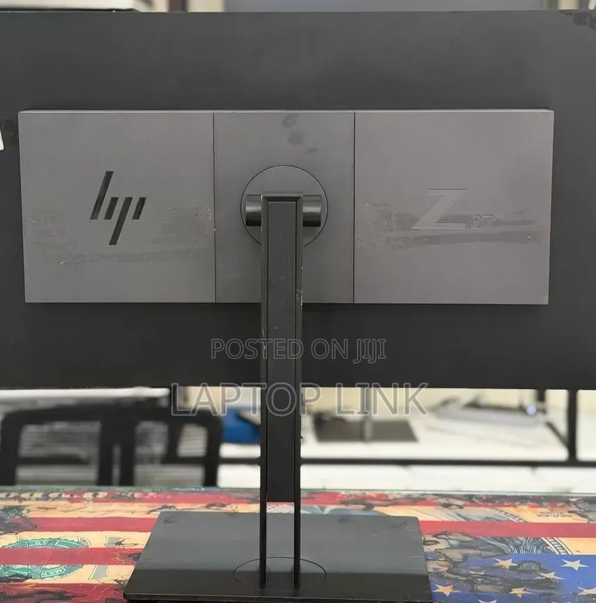 HP Z27n G2