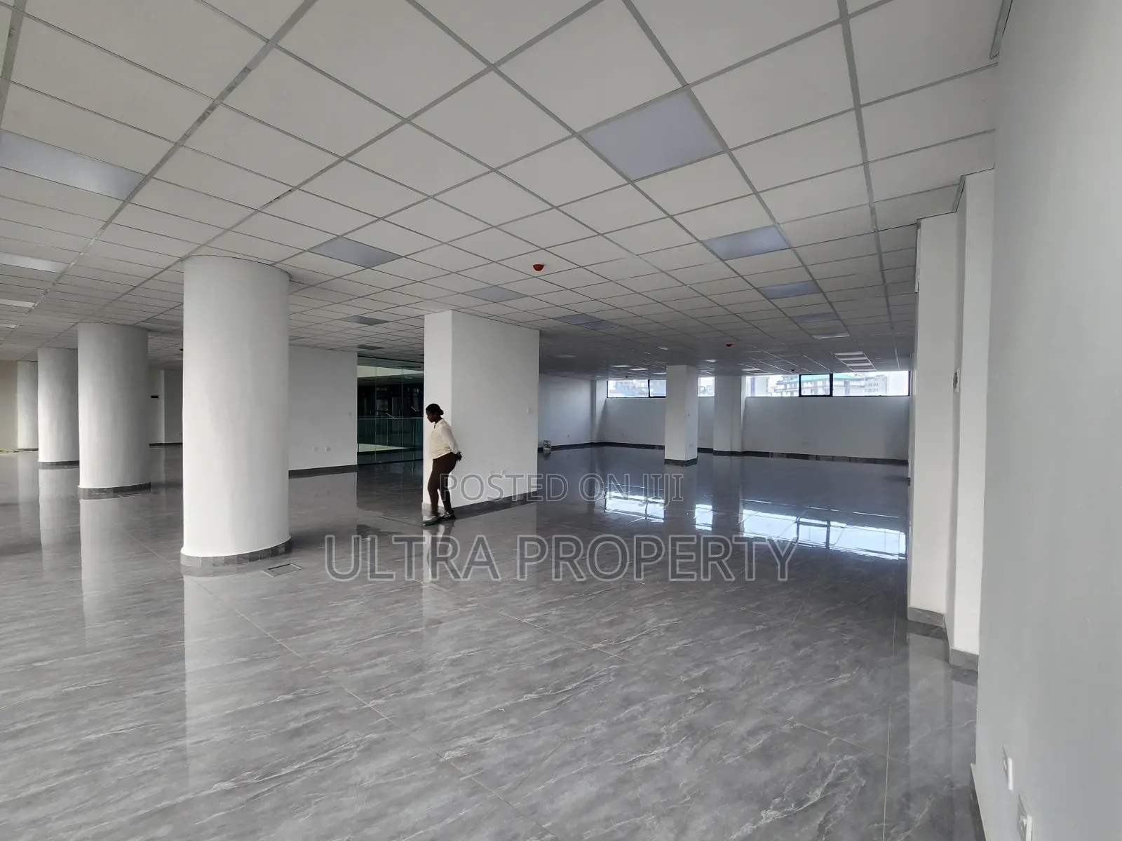 Luxury Full-Floor Office for Rent – 1,000 M2 | Bole