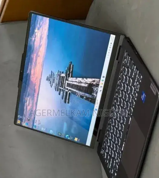 New Laptop Lenovo Yoga 7i 16GB Intel Core i7 SSD 512GB