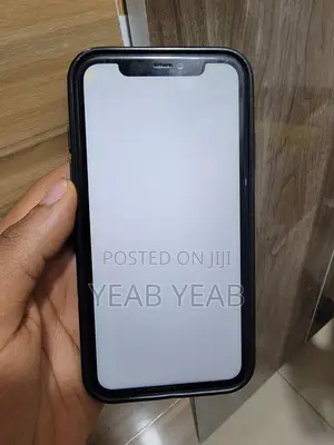 Apple iPhone 11 64 GB Black