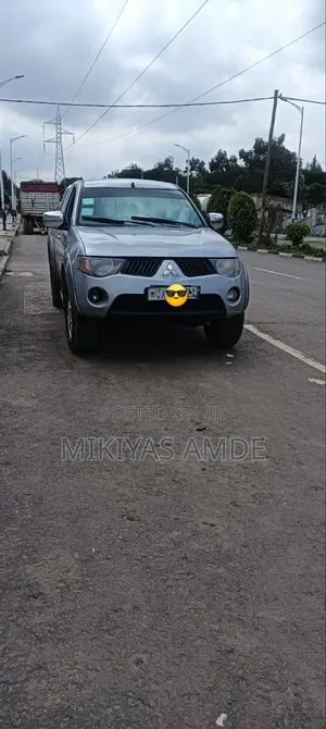 Mitsubishi L200 2008 Silver
