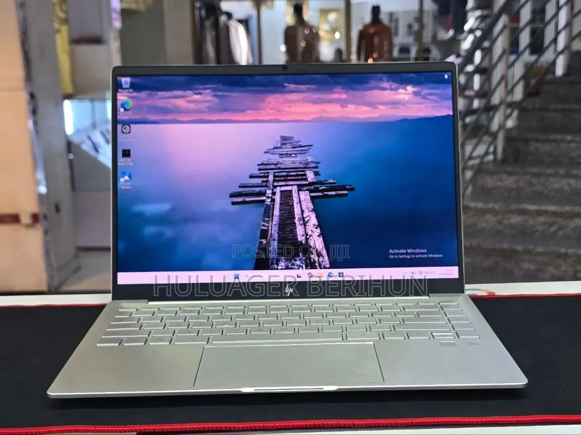 New Laptop HP Pavilion 14 16GB Intel Core i7 SSD 512GB