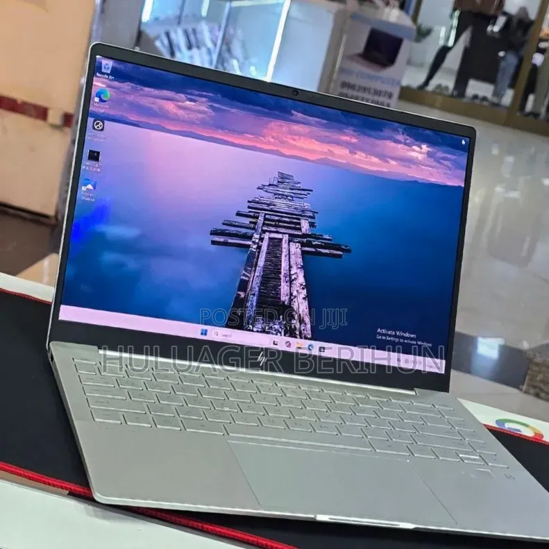 New Laptop HP Pavilion 14 16GB Intel Core i7 SSD 512GB