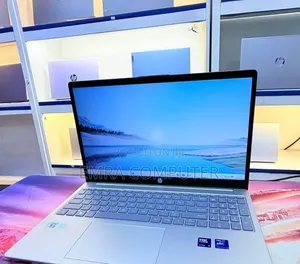 New Laptop HP 16GB Intel Core Ultra 7 SSD 1T