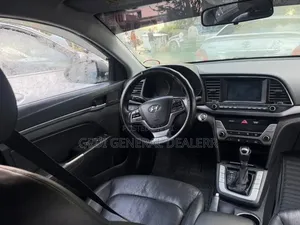 Hyundai Avante 2016 Gray