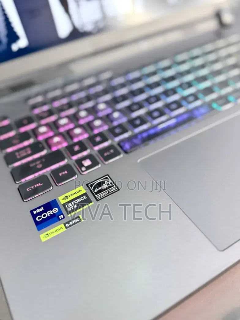 New Laptop Asus ROG Strix G15 16GB Intel Core i9 SSD 1T