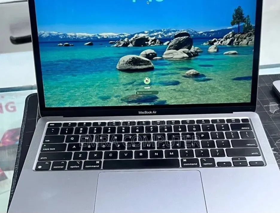 New Laptop Apple MacBook Air 2020 M1 16GB Apple M1 SSD 256GB