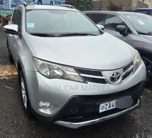 Toyota RAV4 2015 Silver