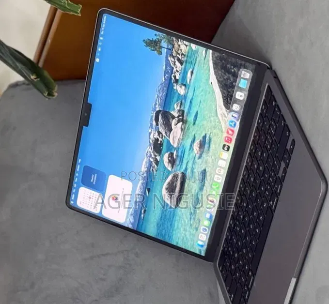 New Laptop Apple MacBook Air 2022 M2 8GB Intel Core i5 SSD 512GB
