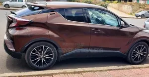 Toyota C-HR 2017 Brown