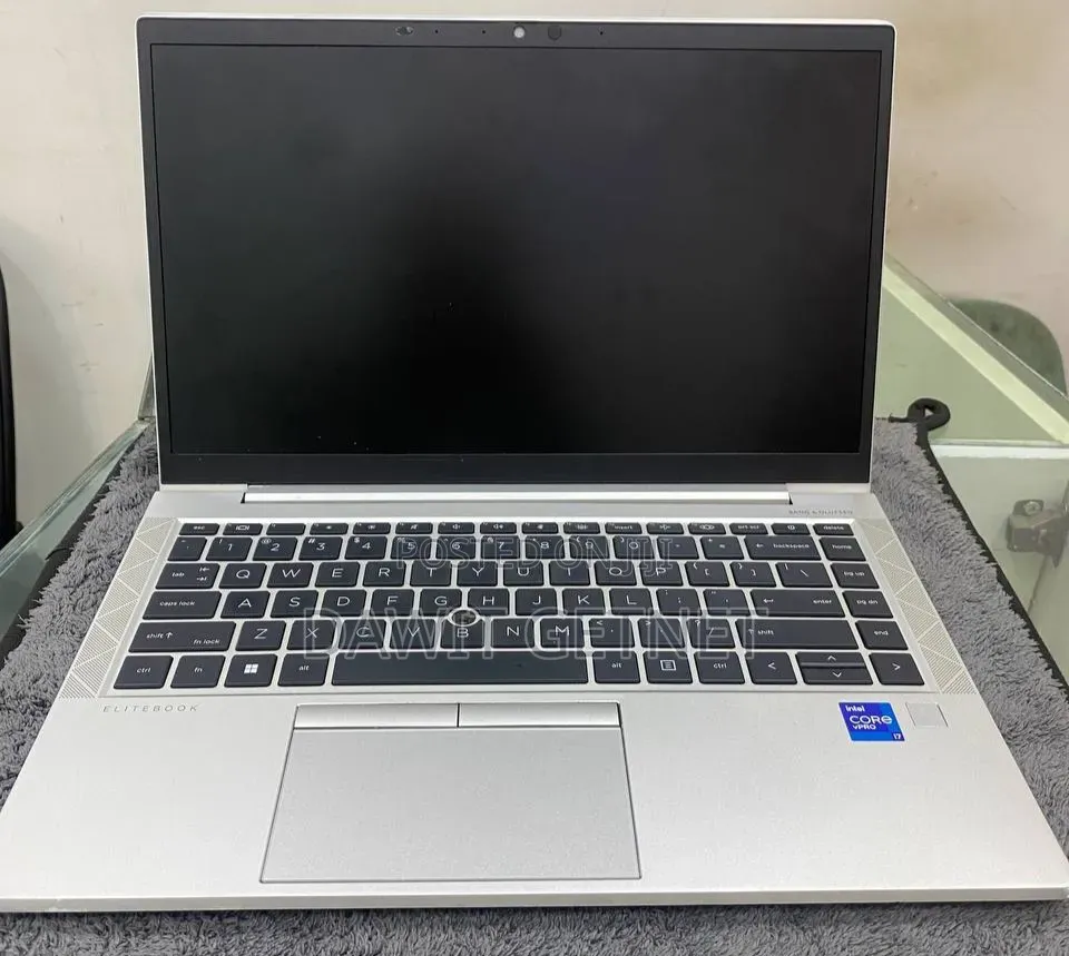 New Laptop HP EliteBook 840 8GB Intel Core i7 SSD 512GB