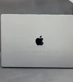 New Laptop Apple MacBook Pro 2021 M1 Max 32GB Intel Core i5 SSD 256GB