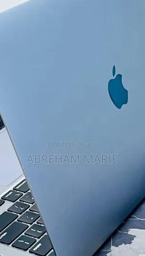 New Laptop Apple MacBook Air 2020 M1 16GB Apple M1 SSD 512GB