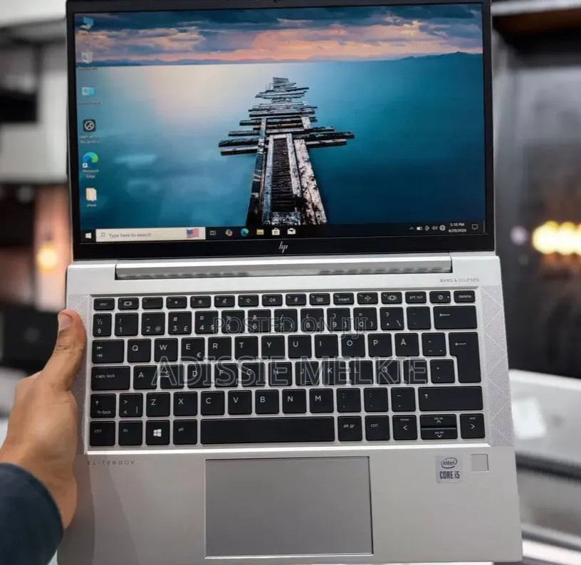 New Laptop HP EliteBook 830 G7 8GB Intel Core i7 SSD 512GB