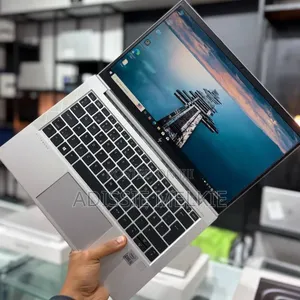 New Laptop HP EliteBook 830 G7 8GB Intel Core i7 SSD 512GB