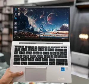 New Laptop HP EliteBook 830 G8 8GB Intel Core i5 SSD 512GB