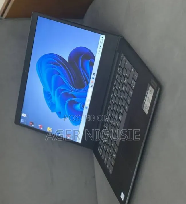 New Laptop Lenovo IdeaPad S145 8GB Intel Core i5 SSD 512GB