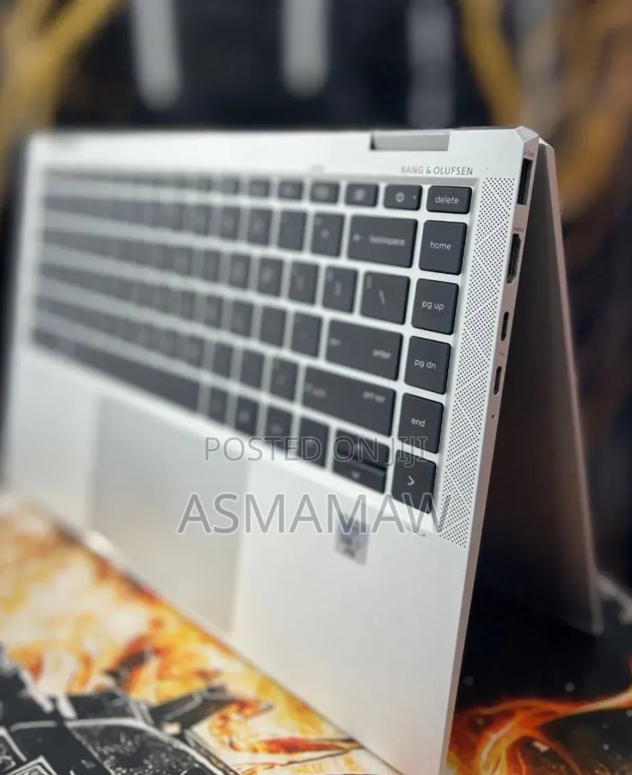 New Laptop HP EliteBook x360 1030 G7 16GB Intel Core i7 SSD 512GB