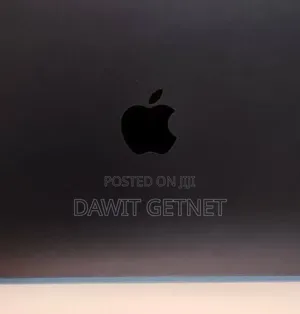 New Laptop Apple MacBook Pro 2025 M5 16GB Apple M5 Pro SSD 512GB