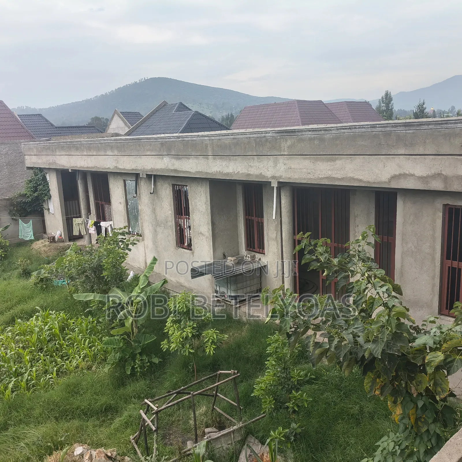9bdrm House in Service, East Shewa for sale