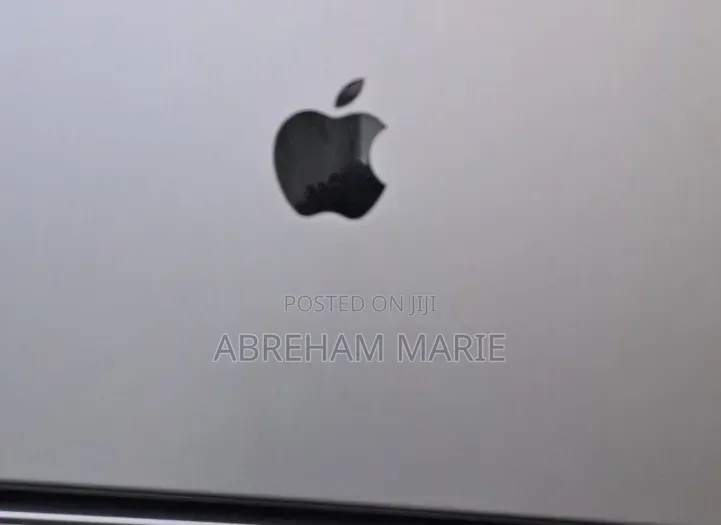 New Laptop Apple MacBook Pro 2021 M1 16GB Apple M1 Pro SSD 512GB
