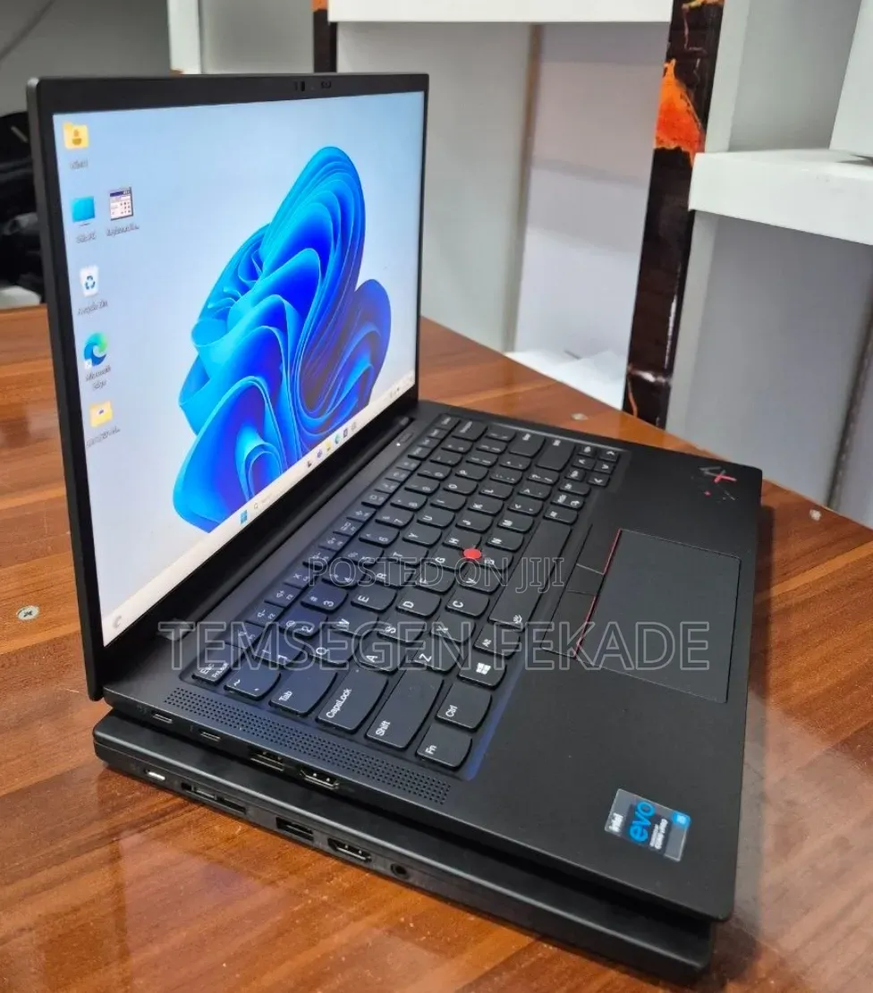 New Laptop Lenovo ThinkPad X1 Carbon 16GB Intel Core i5 SSD 512GB