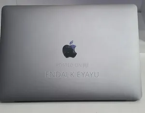 New Laptop Apple MacBook Pro 2020 M1 8GB Apple M1 Pro SSD 256GB