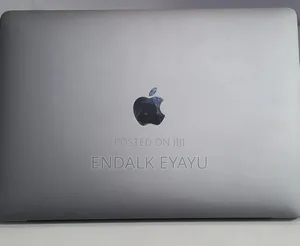 New Laptop Apple MacBook Pro 2020 M1 8GB Apple M1 Pro SSD 256GB