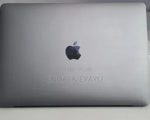 New Laptop Apple MacBook Pro 2020 M1 8GB Apple M1 Pro SSD 256GB