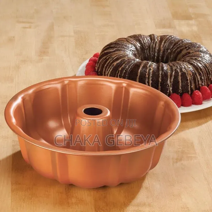 10‐Inch Cake Mould – 12 Cups – Free Delivery