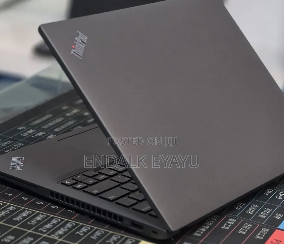 New Laptop Lenovo ThinkPad T14 16GB Intel Core i7 SSD 512GB