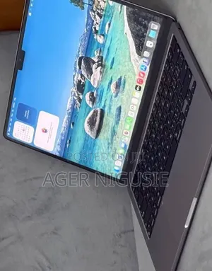 New Laptop Apple MacBook Air 2022 M2 8GB Intel Core i5 SSD 256GB