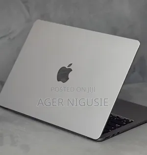 New Laptop Apple MacBook Air 2022 M2 8GB Intel Core i5 SSD 256GB