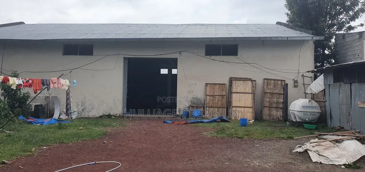 Furnished 3bdrm Villa in Bole for sale