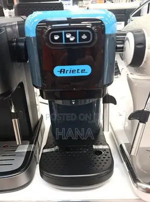 Coffee Machine With Removable Water Tank
