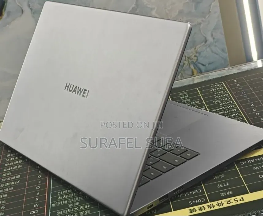 New Laptop Huawei 8GB Intel Core i3 SSD 256GB