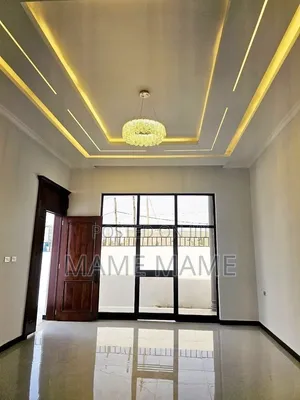 5bdrm Villa in Addis Abeba, Bole for sale