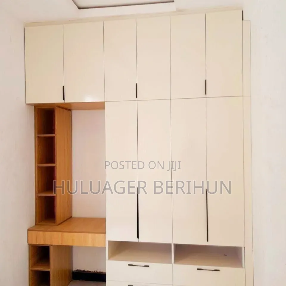 Furnished 9bdrm House in Bole for sale