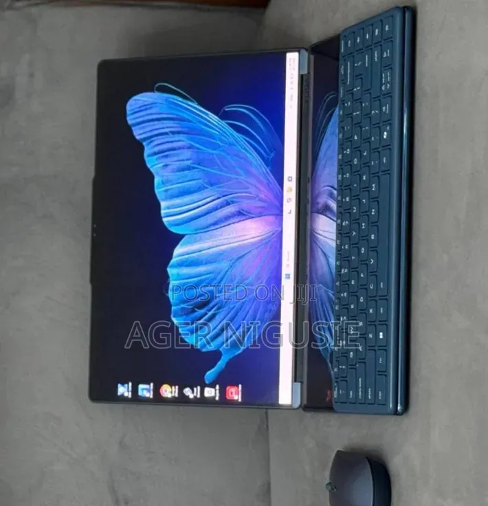 New Laptop Lenovo Yoga Book 9i 16GB Intel Core i5 SSD 512GB