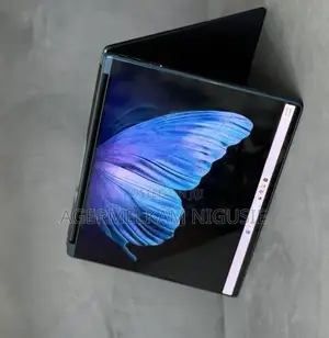 New Laptop Lenovo Yoga Book 9i 16GB Intel Core i5 SSD 512GB
